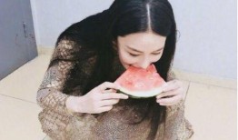 網紅吃瓜換衣服圖片高清,高清鏡頭下的時尚演繹