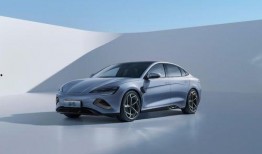 比亞迪海豹爆料視頻最新,性能與設計雙升級，引領電動轎車新潮流